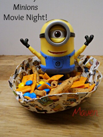 Get ready for Minions movie night with these two easy Minions Movie Snacks! #MinionMovieNight AD